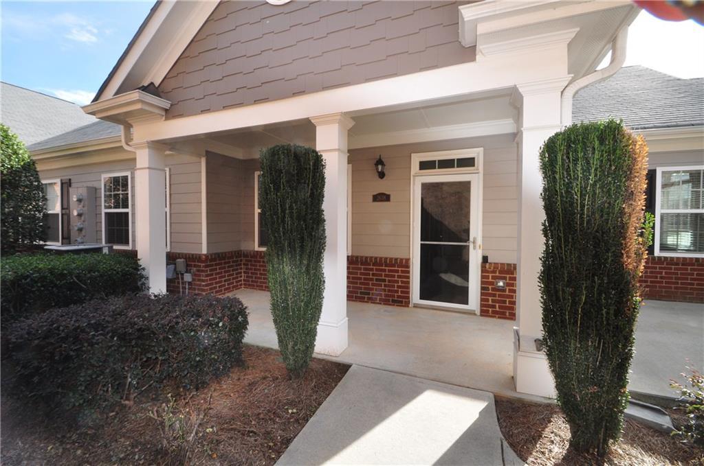 2638 Grapevine Cir. #2201, Cumming, GA 30041