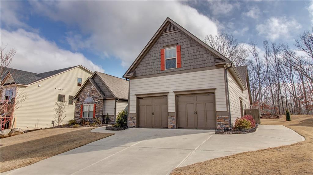 23 Lakeland Dr., Dawsonville, GA 30534