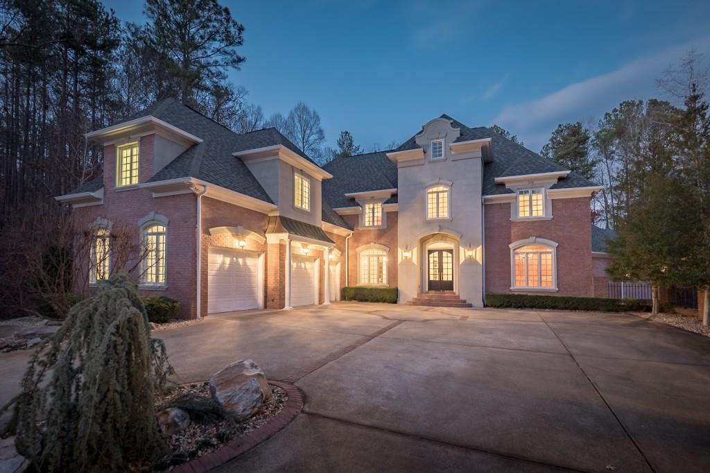 123 Russell Rd., Roswell, GA 30075