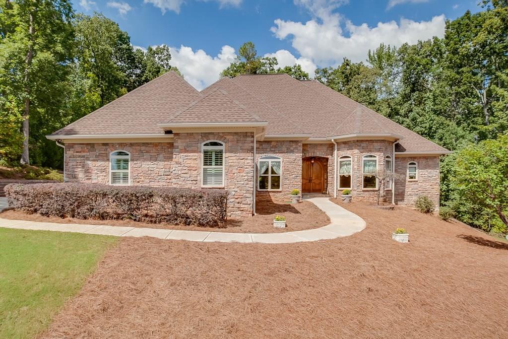 4622 Windcroft Cir., Hoschton, GA 30548