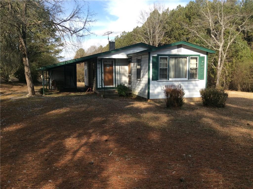 305 Dora Bush Hill Rd., Carlton, GA 30627