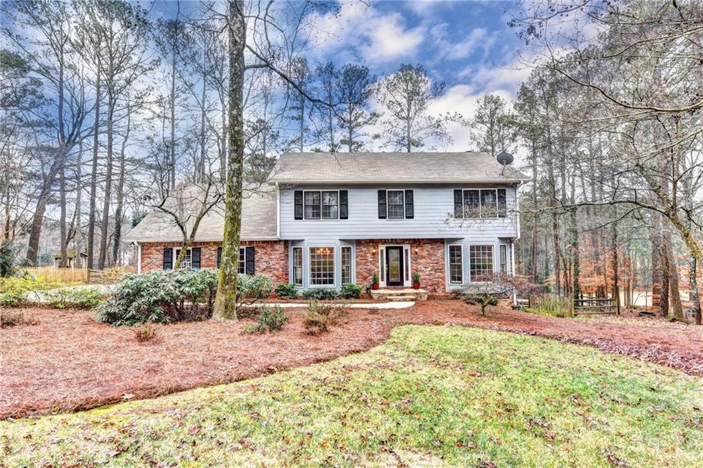 2730 Roxburgh Dr., Roswell, GA 30076