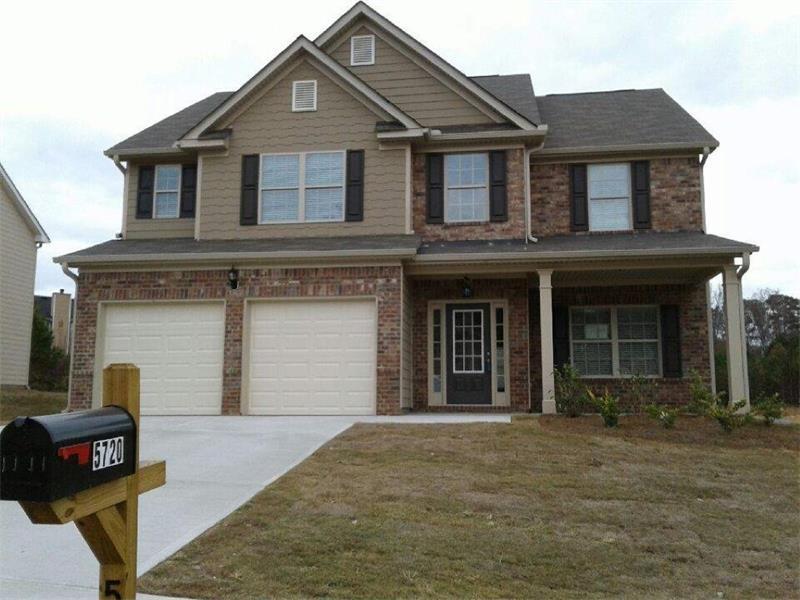 5720 Pahaska Ct., Ellenwood, GA 30294