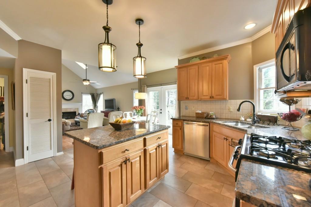 11595 Dunhill Place Dr., Johns Creek, GA 30005
