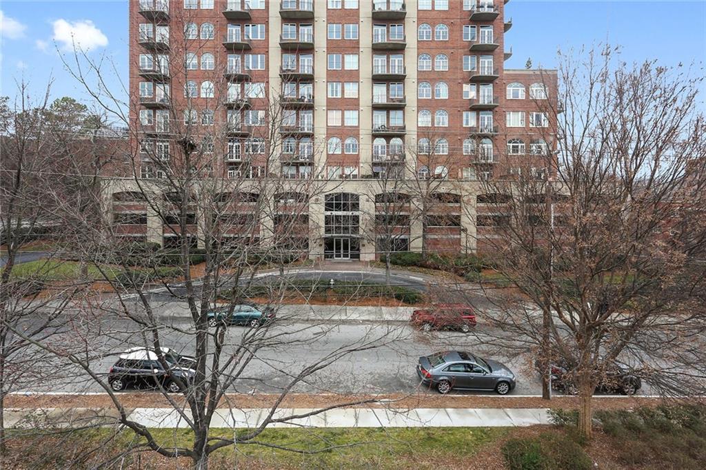 3180 Mathieson Dr. #808, Atlanta, GA 30305