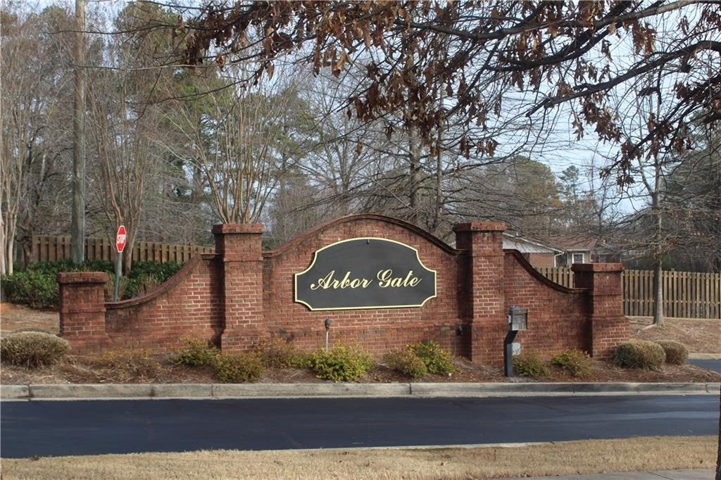 6552 Arbor Gate Dr., Mableton, GA 30126