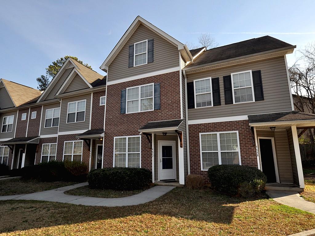 4682 Ernest Dr., Forest Park, GA 30297