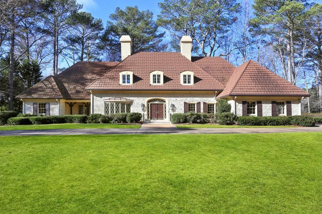6030 Winterthur Dr., Sandy Springs, GA 30328