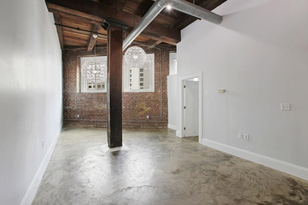 326 Nelson St. #102, Atlanta, GA 30313