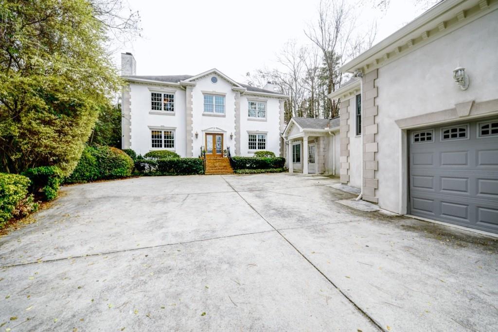 23 Brookhaven Dr., Atlanta, GA 30319