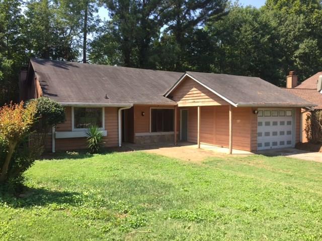 1086 Park West Ct., Stone Mountain, GA 30088