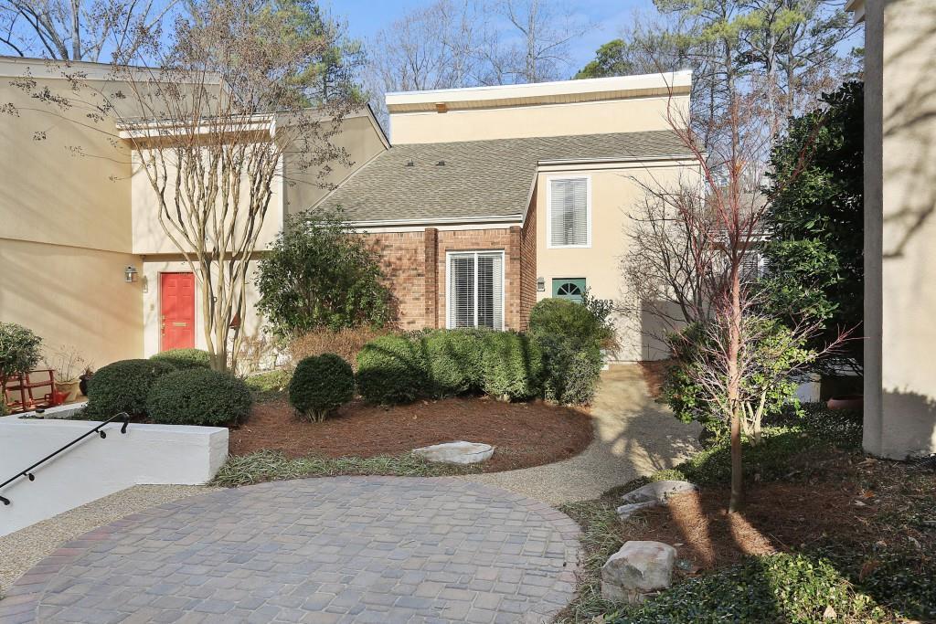 3092 Vinings Ferry Dr., Atlanta, GA 30339