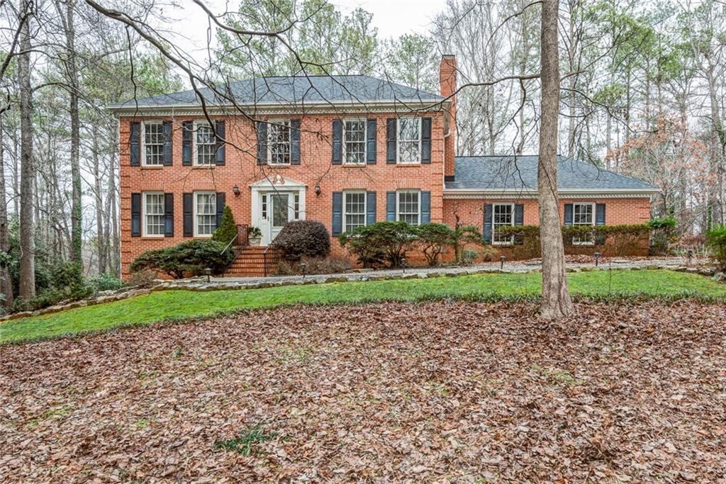 1095 Willow Bend, Roswell, GA 30075