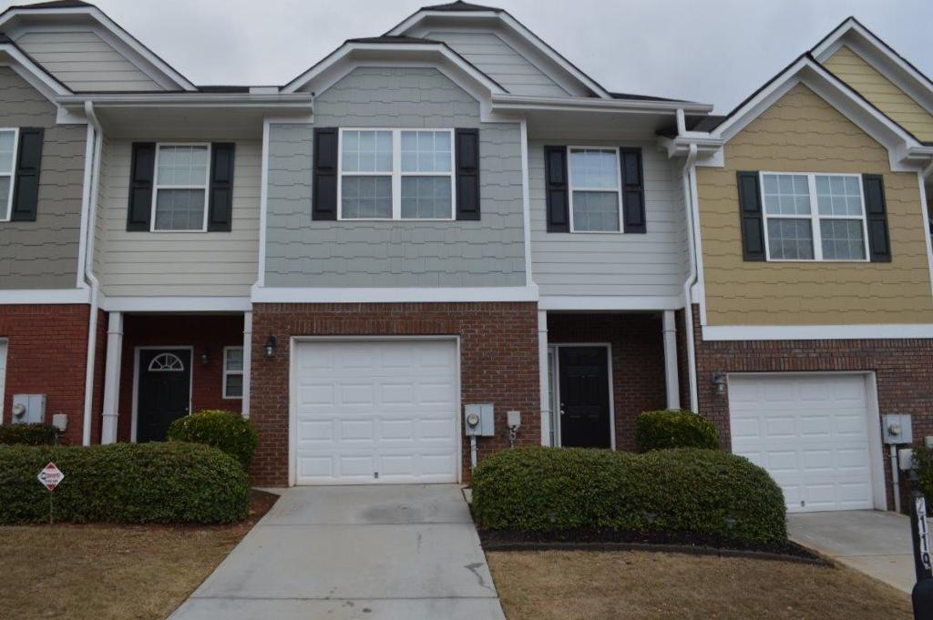 2119 Burns View Ln., Lawrenceville, GA 30044