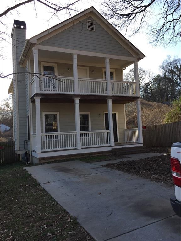 2376 Saint James Dr., Atlanta, GA 30318