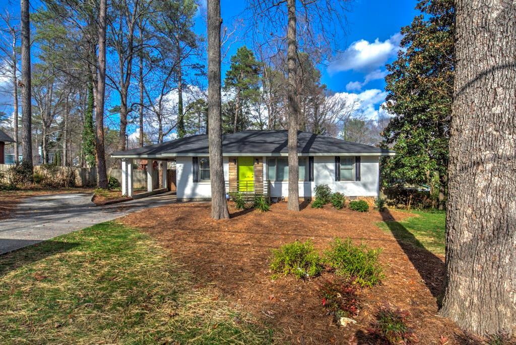 2790 Eastwood Dr., Decatur, GA 30032