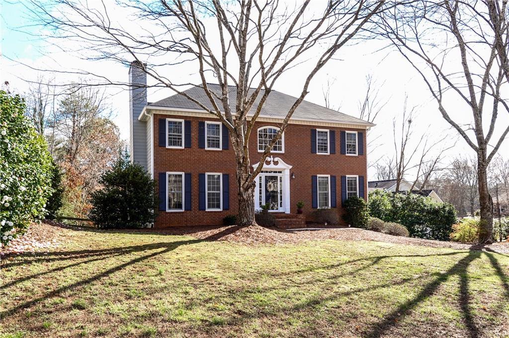 4601 Blakedale Cir., Roswell, GA 30075