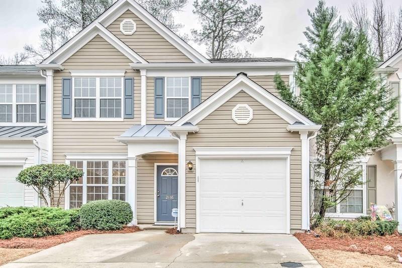 2836 Ashleigh Ln., Alpharetta, GA 30004