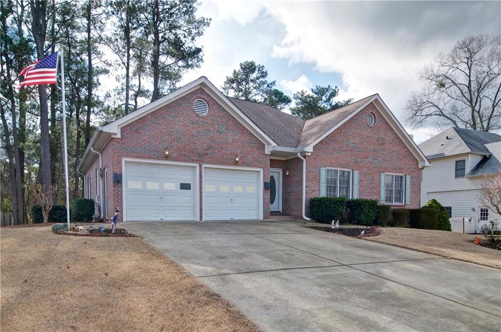 326 Lisa Ln., Acworth, GA 30102