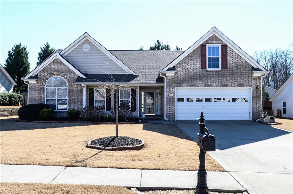 2751 Araglin Dr., Dacula, GA 30019