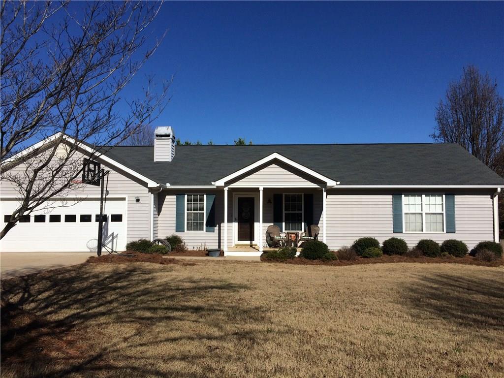 5007 Farmbrook Ln., Gainesville, GA 30507