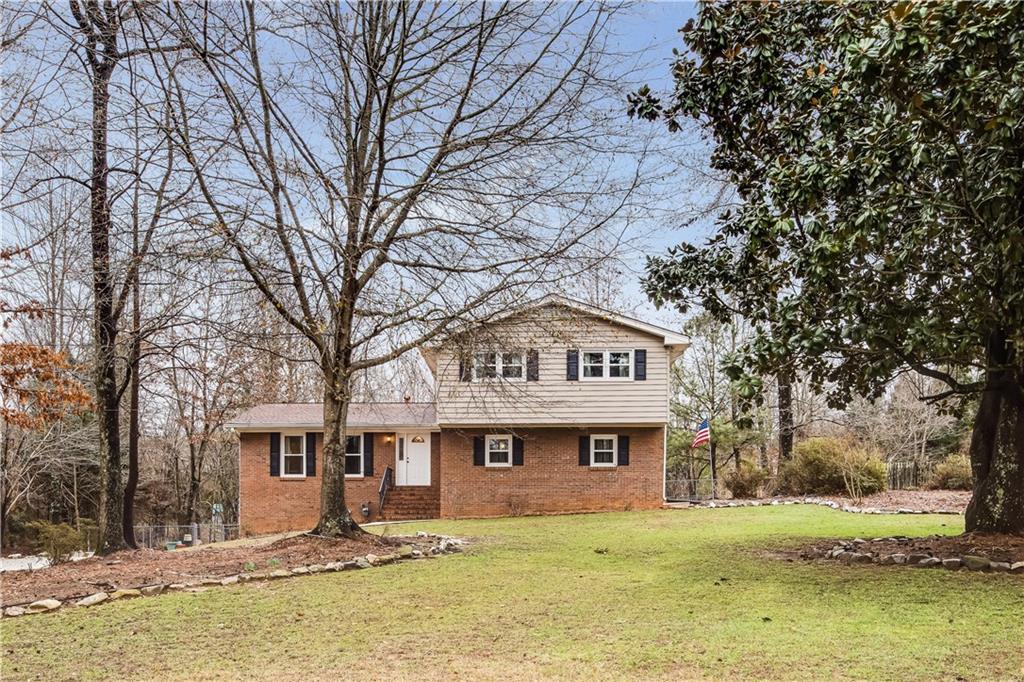 6704 Tilton Ln., Atlanta, GA 30360