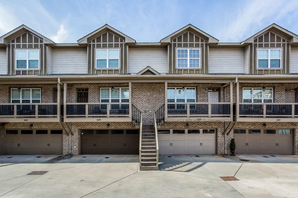 252 Vannoy Park Lane Dr., Atlanta, GA 30316