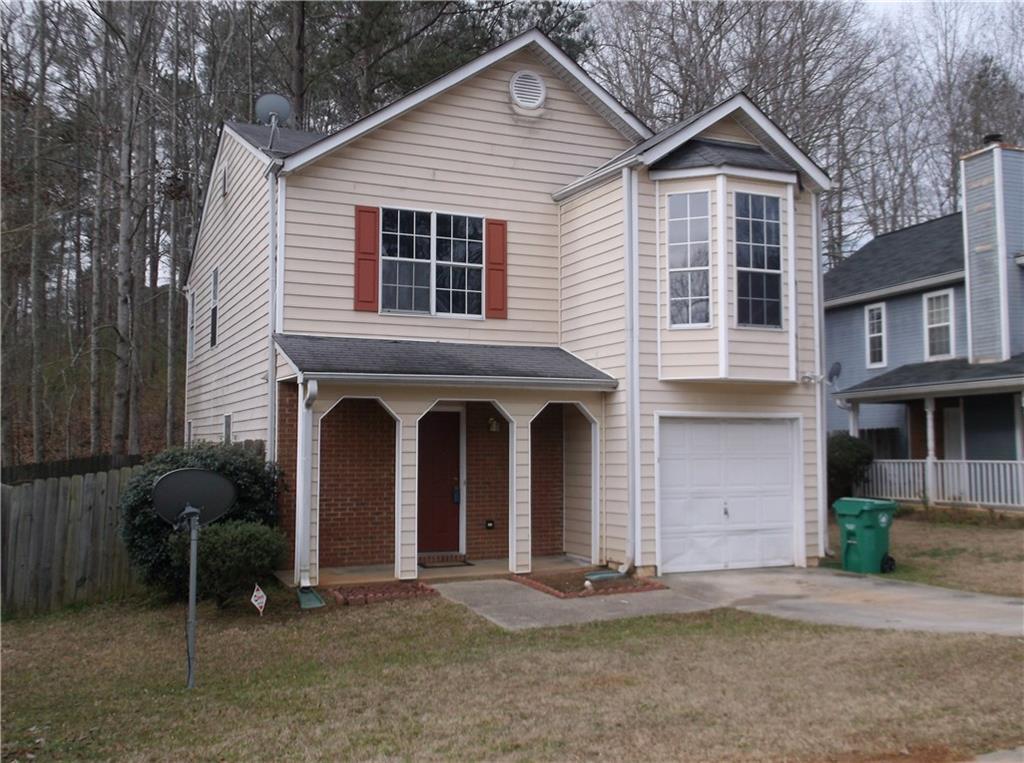 855 Ashley Ln., Stone Mountain, GA 30087
