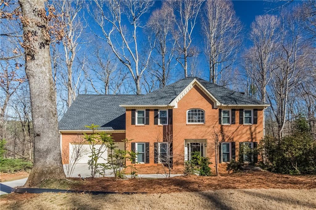 595 S Shore Pl., Roswell, GA 30076