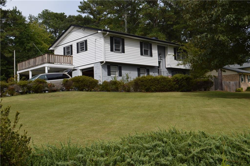 398 Foxfire Dr., Smyrna, GA 30082