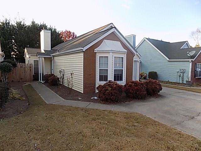 1302 Yorkshire Ln., Woodstock, GA 30188