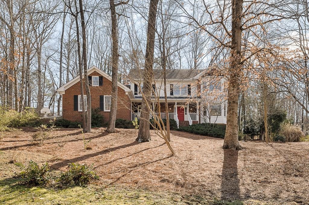 5065 Magnolia Bluff Dr., Sandy Springs, GA 30350