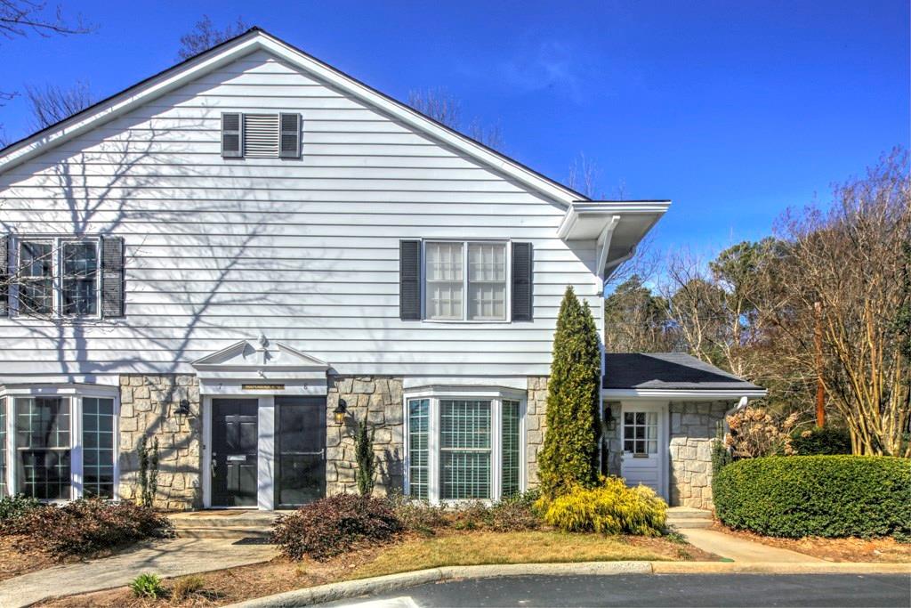 136 Peachtree Memorial Dr. #IH8, Atlanta, GA 30309