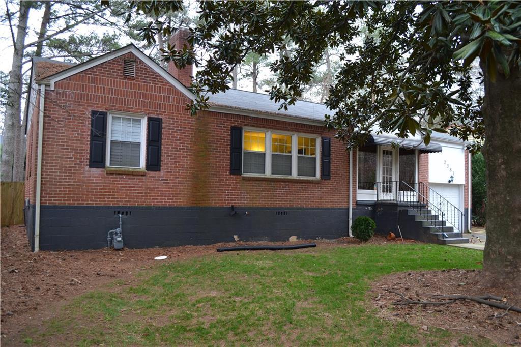 2387 Eastway Rd., Decatur, GA 30033