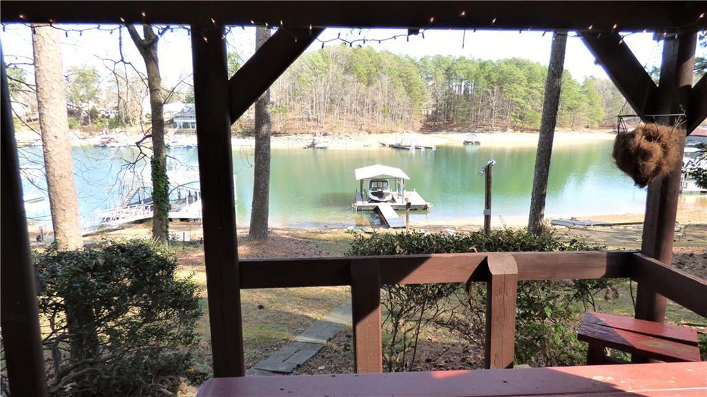 6145 Lake Lanier Heights Rd., Buford, GA 30518