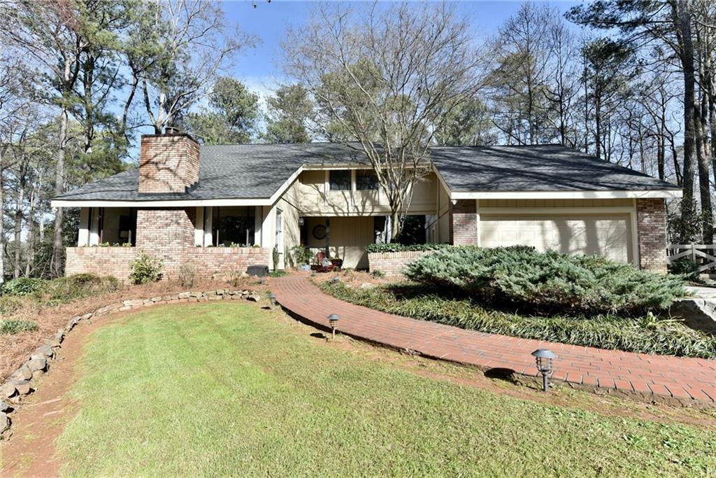2460 Roxburgh Dr., Roswell, GA 30076