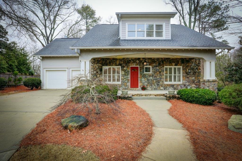 532 Peachtree Oak Dr., Norcross, GA 30071