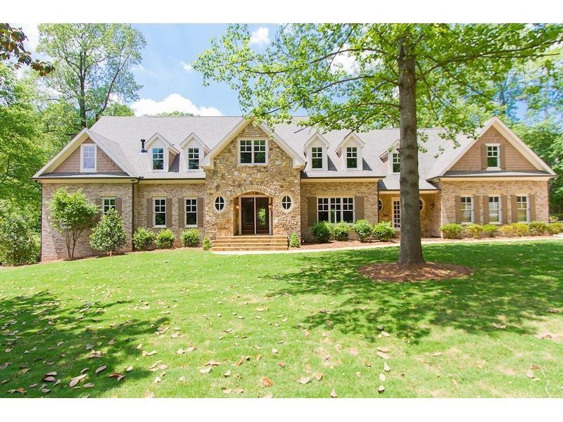5600 Long Island Dr., Atlanta, GA 30327