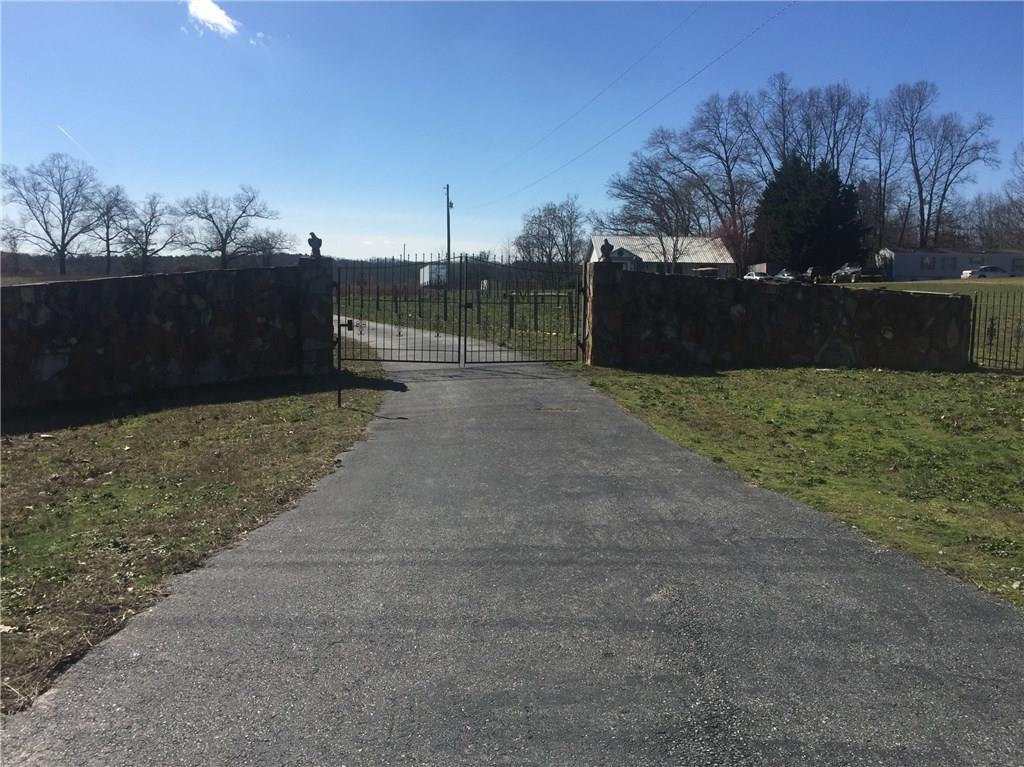 2827 Yonah Homer Rd., Lula, GA 30554