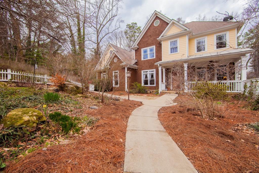 3916 Tipperary Tr., Tucker, GA 30084