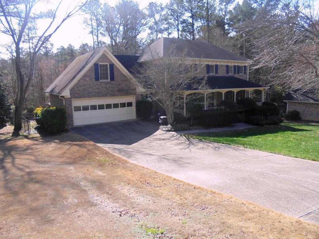 2855 Kinnett Dr., Lilburn, GA 30047