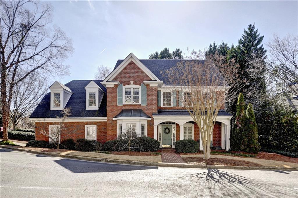 4120 Paran Pointe Dr., Atlanta, GA 30327