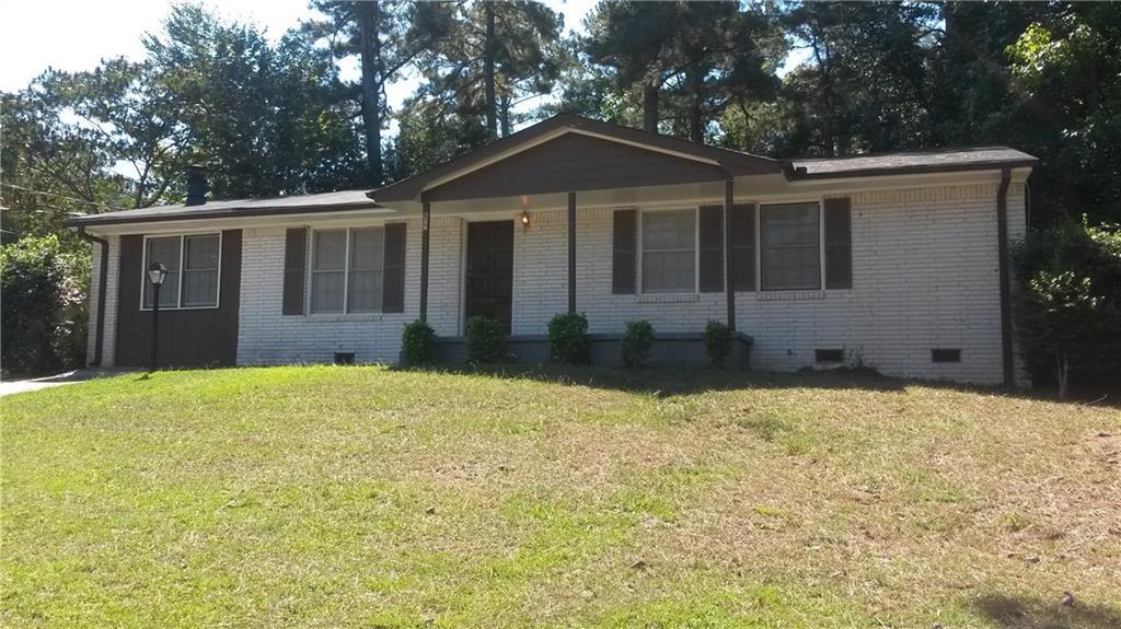 677 Dixon Rd., Jonesboro, GA 30238