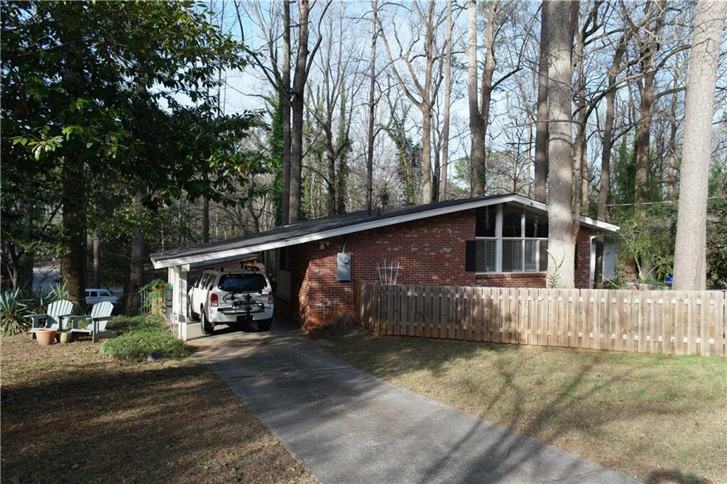 3096 Vine Cir., Decatur, GA 30033