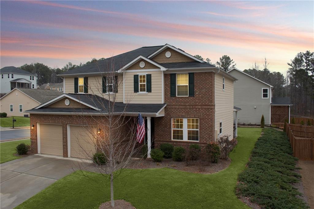 262 Edinburgh Ln., Woodstock, GA 30188
