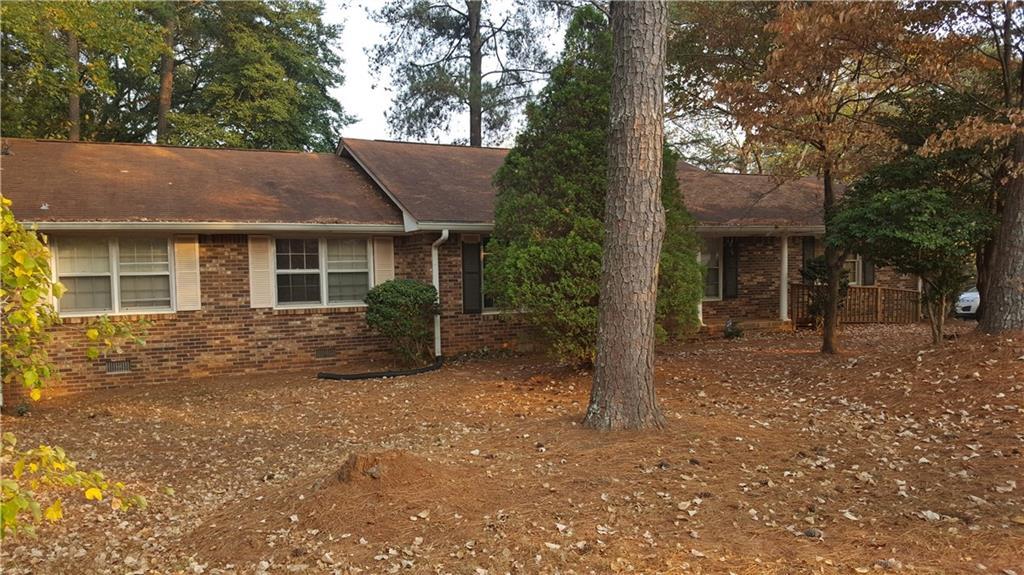 3864 Snapfinger Rd., Lithonia, GA 30038