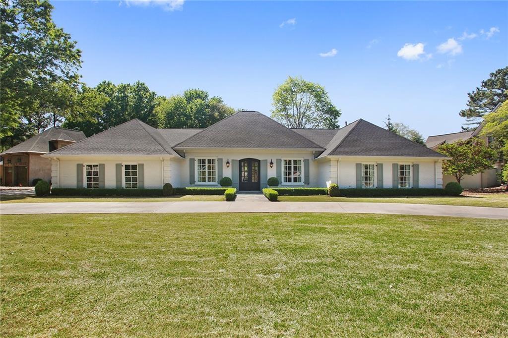 580 Atlanta Country Club Dr., Marietta, GA 30067
