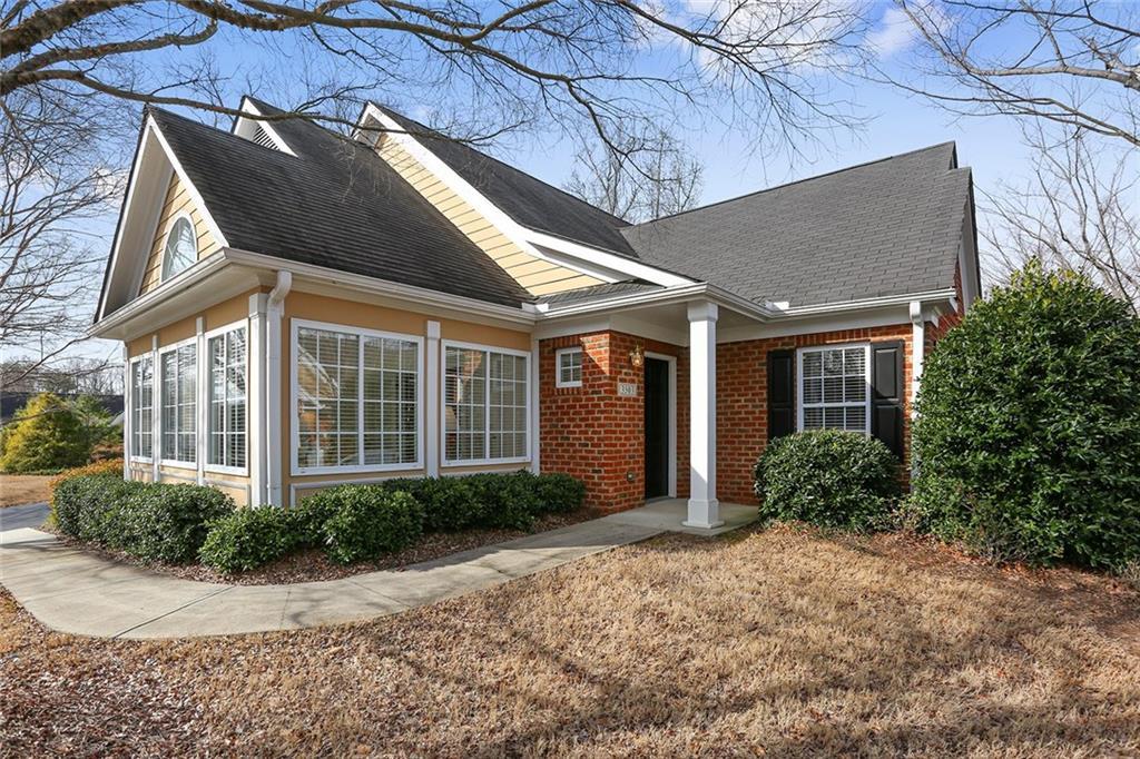 3503 Village Ln., Roswell, GA 30075