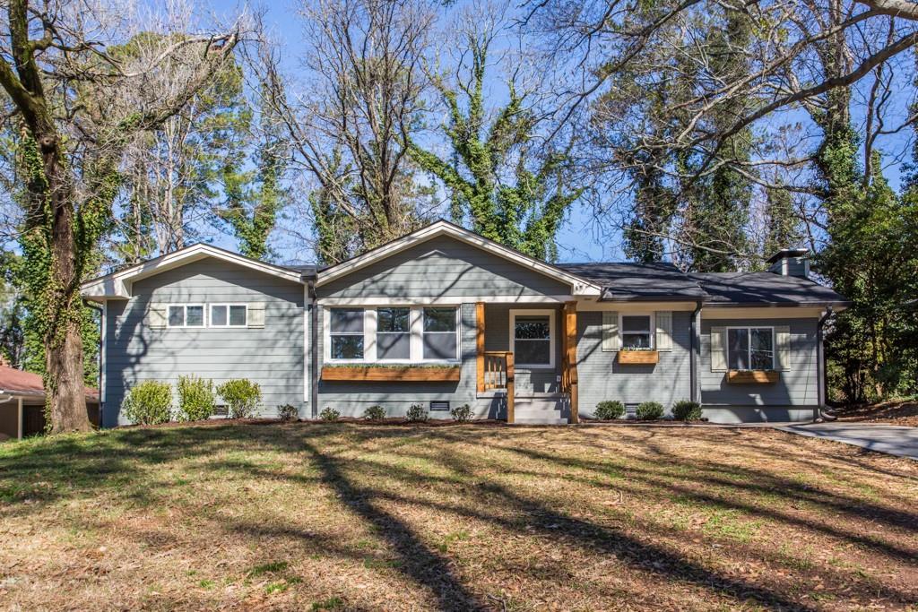 2990 Laguna Dr., Decatur, GA 30032