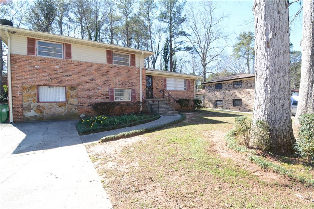 2303 Shamrock Dr., Decatur, GA 30032